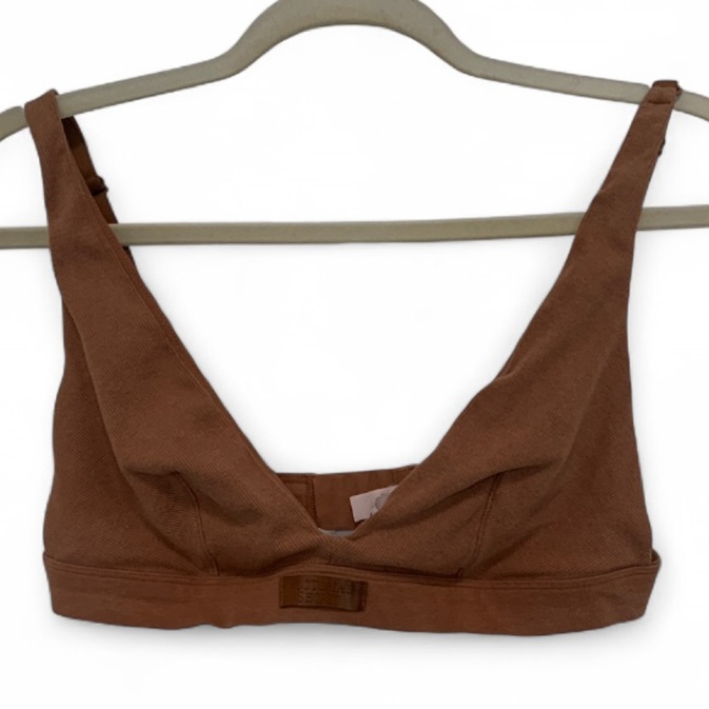 ☀️☀️2/$10 Victoria's Secret Brown Ribbed Wireless Bralette | Sz L
